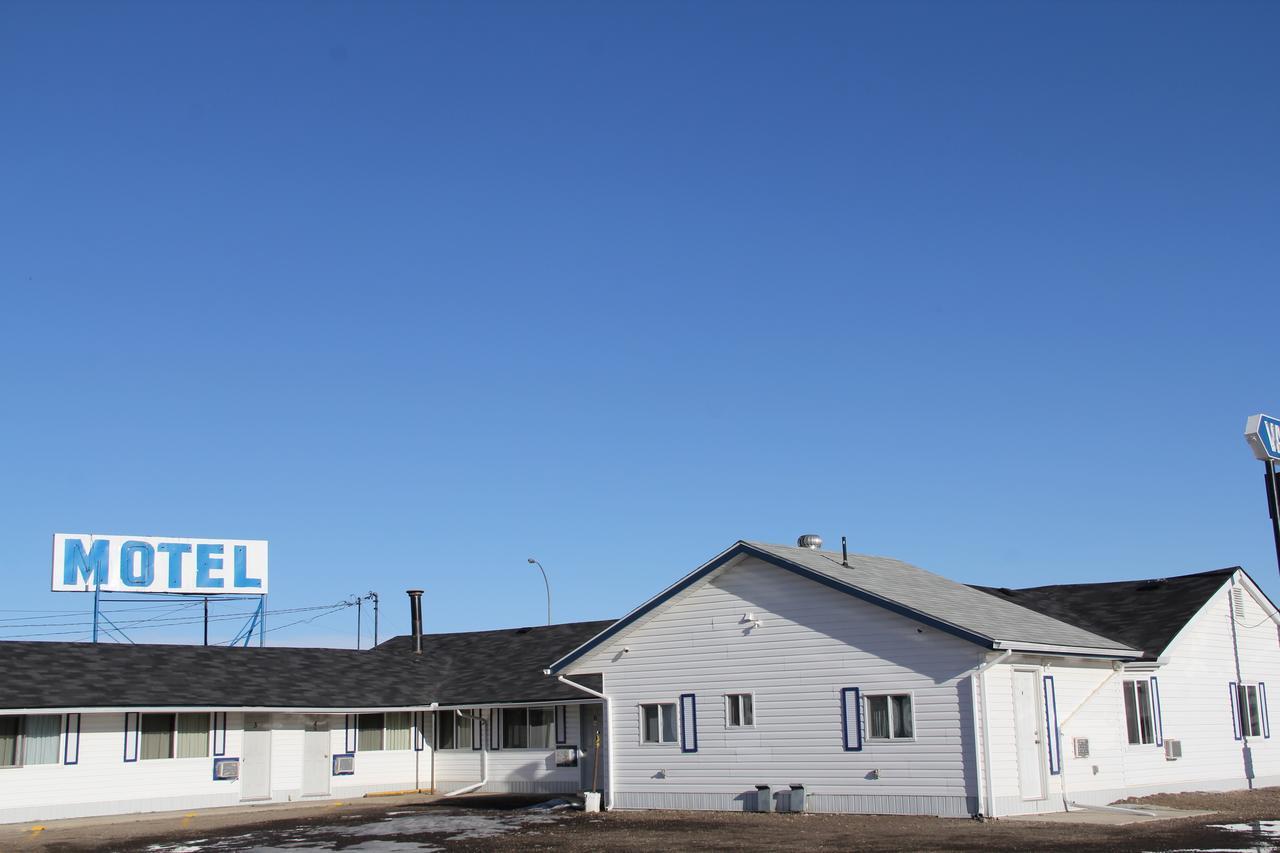 Bluebird Motel Innisfail Екстериор снимка