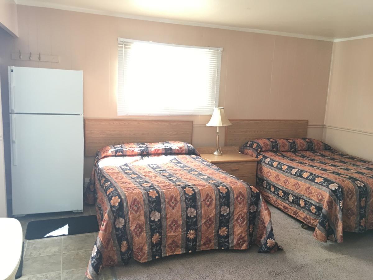 Bluebird Motel Innisfail Екстериор снимка